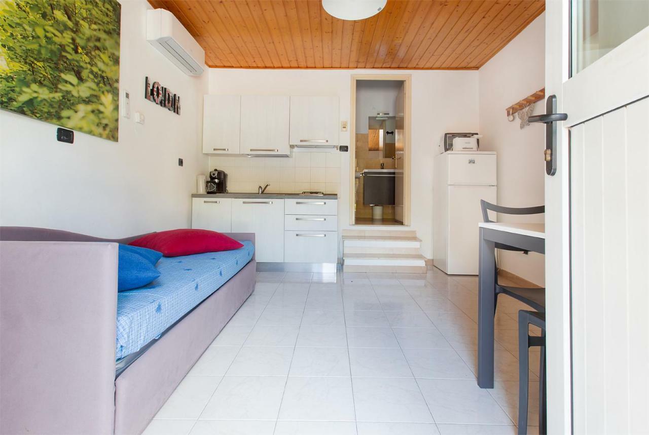 Apartments Suster Torbole Sul Garda Esterno foto