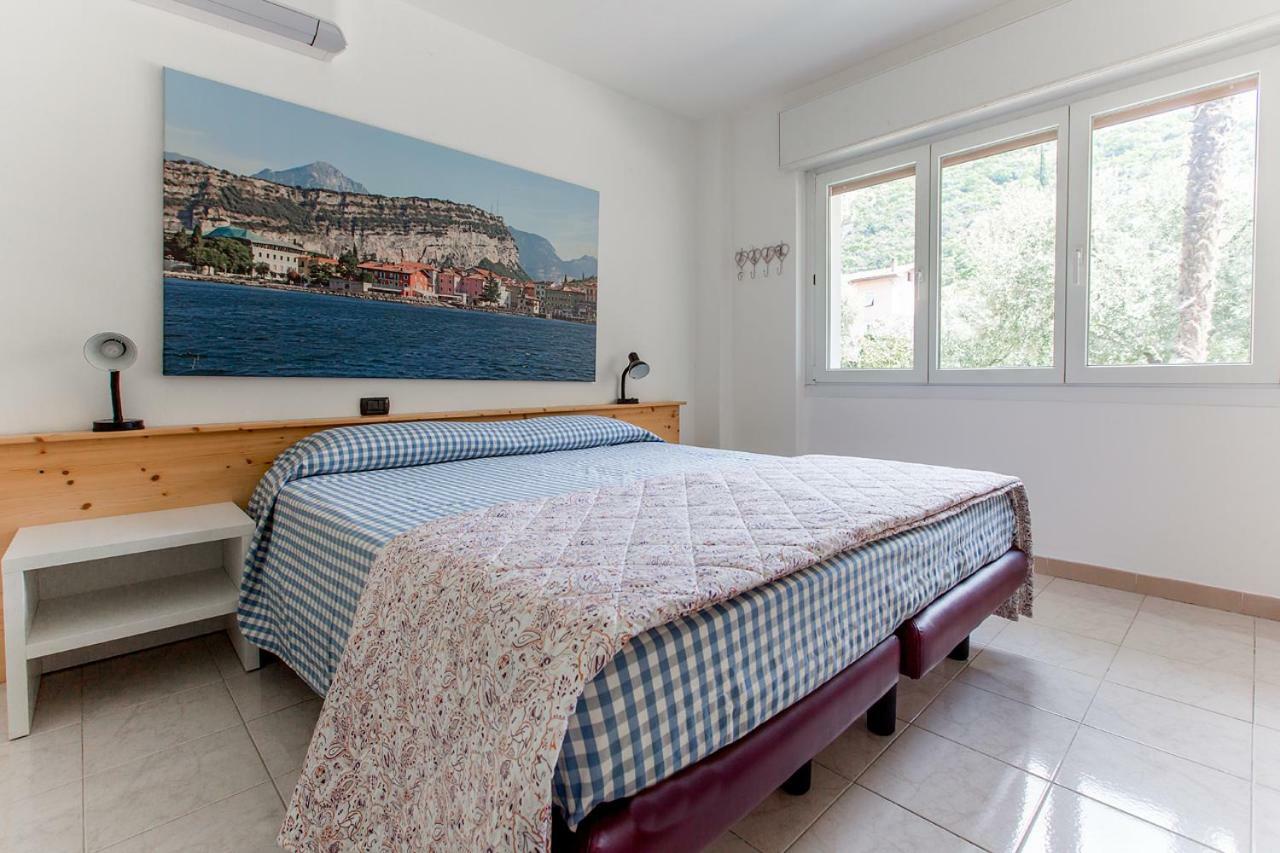 Apartments Suster Torbole Sul Garda Esterno foto