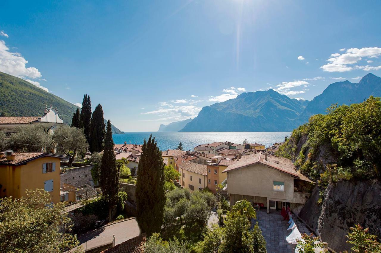 Apartments Suster Torbole Sul Garda Esterno foto